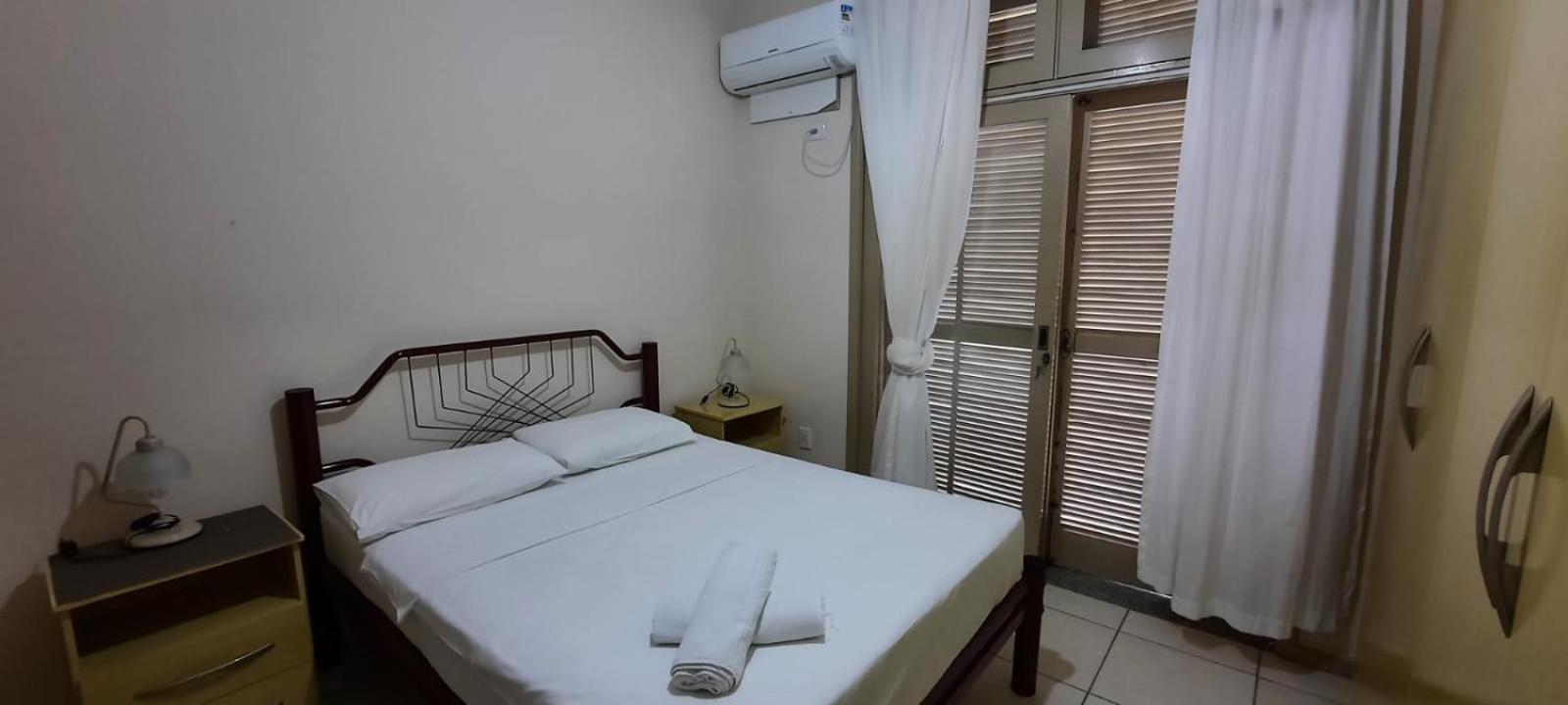 Pousada Residencial Alamandas Hotel ฟลอเรียนอโปลิส ภายนอก รูปภาพ