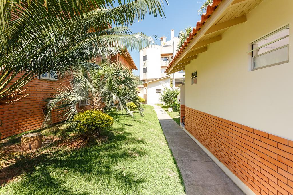 Pousada Residencial Alamandas Hotel ฟลอเรียนอโปลิส ห้อง รูปภาพ