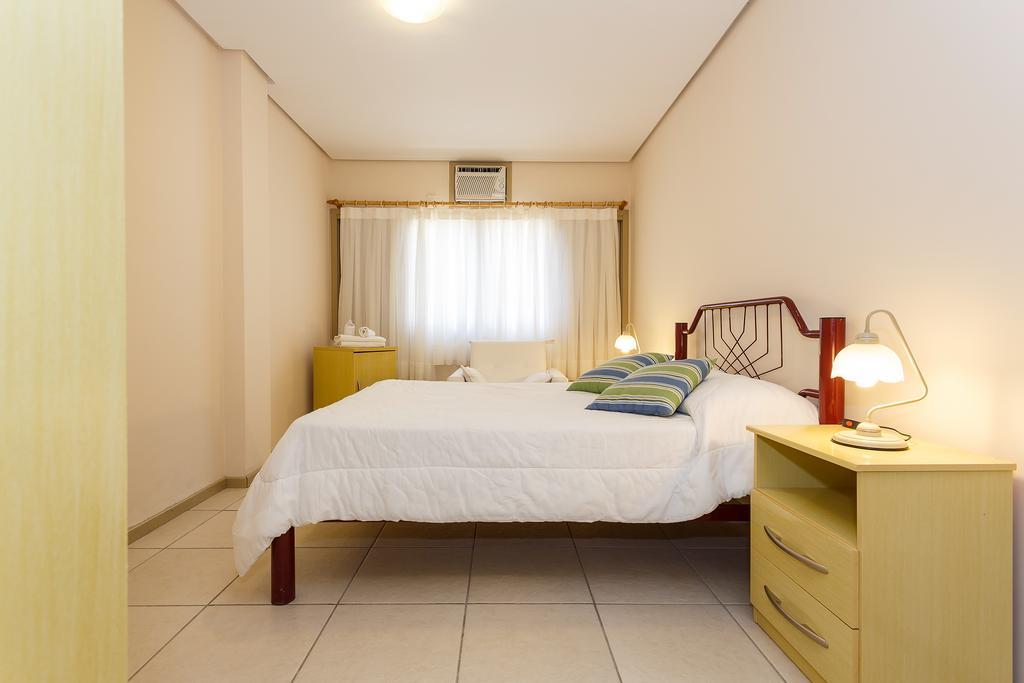 Pousada Residencial Alamandas Hotel ฟลอเรียนอโปลิส ภายนอก รูปภาพ