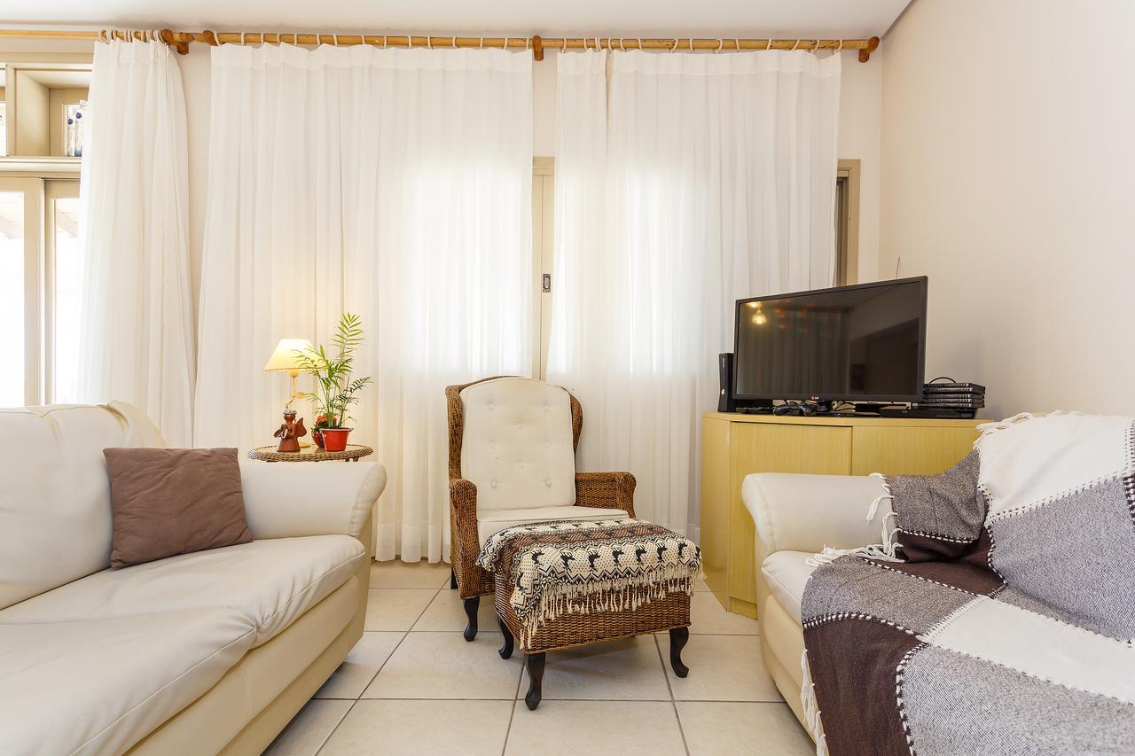 Pousada Residencial Alamandas Hotel ฟลอเรียนอโปลิส ภายนอก รูปภาพ